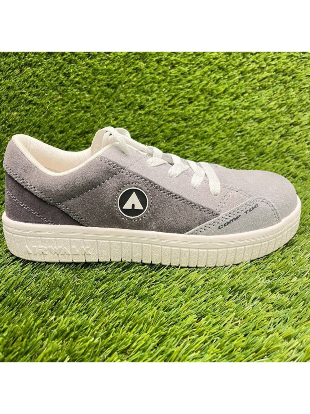 Airwalk Camino Womens Size 6D Gray White Suede Composite Toe Safety Work Shoes